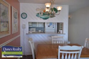 Dining - Captain's Walk I A3 - Oceanfront in Garden City Beach (Garden City)