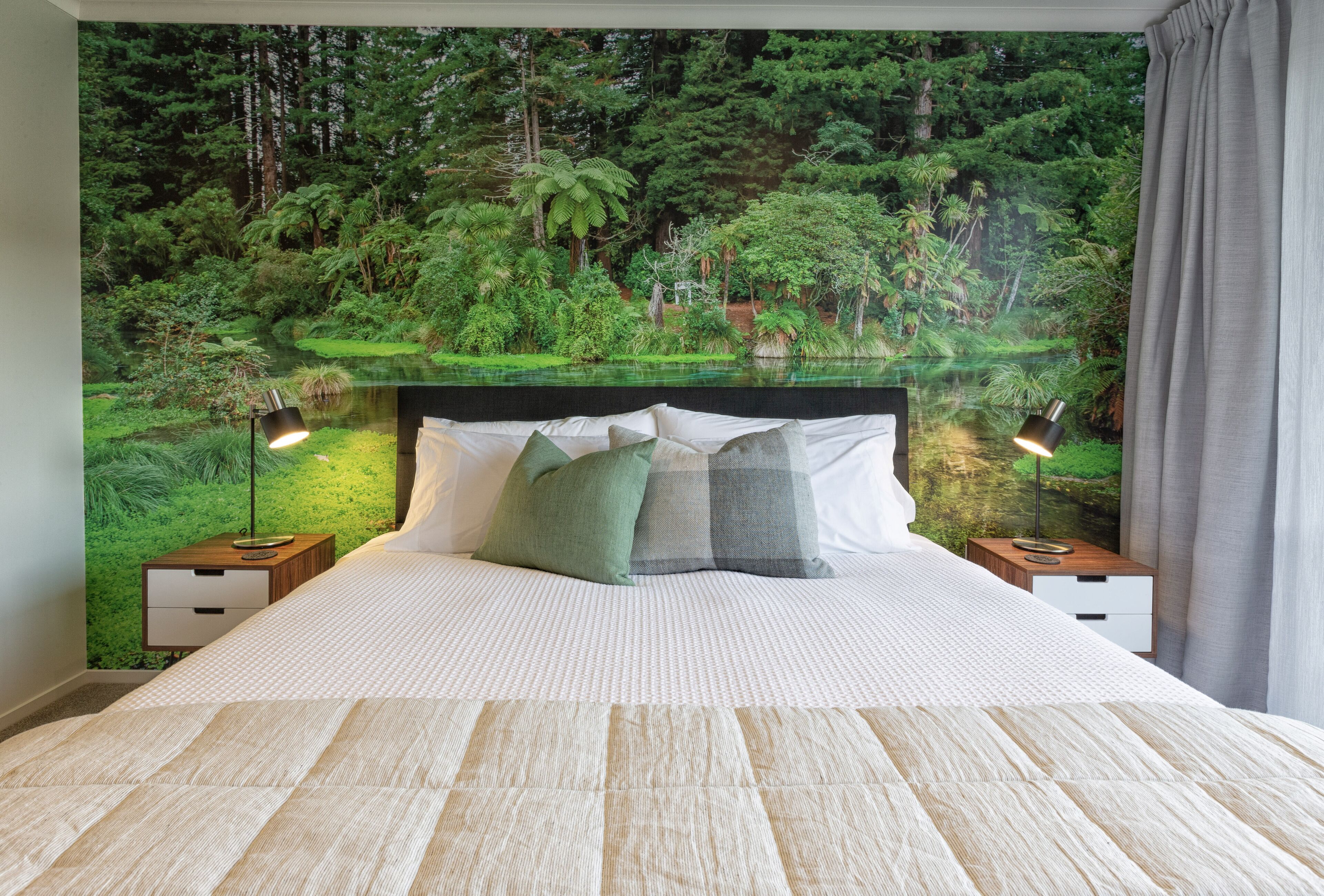 Hamurana Suite | Desk, laptop workspace, blackout drapes, soundproofing