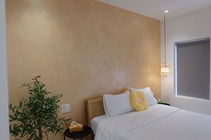 Hypo-allergenic bedding, minibar, blackout drapes, free WiFi - Nha Beach House (Da Nang)