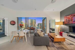 Flat-screen TV, Netflix, DVD player, books