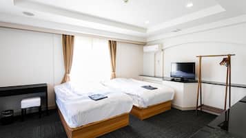 Desk, free WiFi, bed sheets