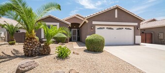 3BR 'Mesa Haven' w/Heated Pool on Prime Golf Lot. 3 King beds!