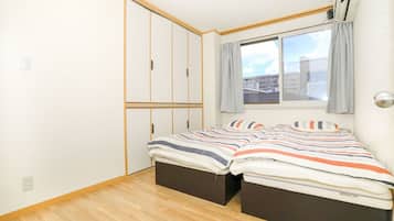 Apartment | 3 bedrooms, iron/ironing board, free WiFi