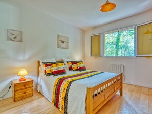 3 soverom, reiseseng for barn, wi-fi (inkludert) og sengetøy