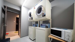 Laundry room - FIVE HOTEL OSAKA (Osaka)