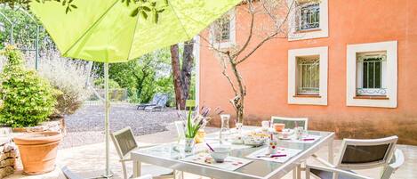 Servei de restauració a l'aire lliure