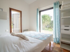 4 bedrooms, free WiFi