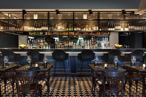 Restaurant - Kimpton Armory Hotel Bozeman by IHG (Bozeman)
