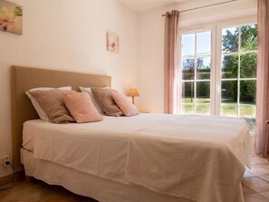 4 chambres, fer et planche Ă repasser, lit parapluie, Wi-Fi gratuit