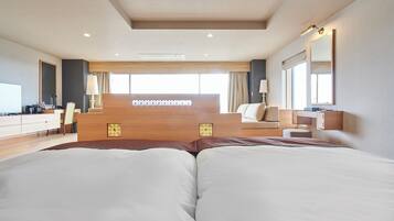 Luxury Junior Suite Twin Room, Non Smoking | Down duvets, in-room safe, soundproofing, free WiFi