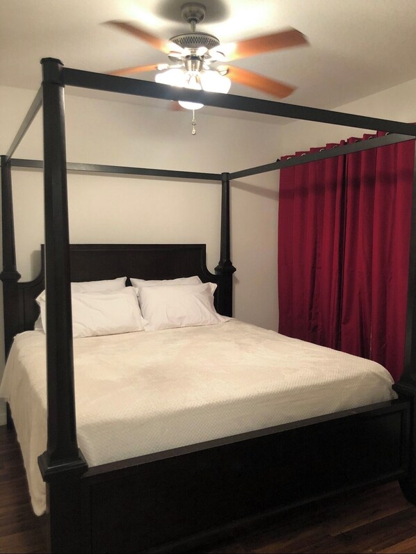 3 bedrooms, iron/ironing board, WiFi