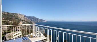 Feeling Italy  Belvedere delle Sirene SeaView Retreat with Concierge