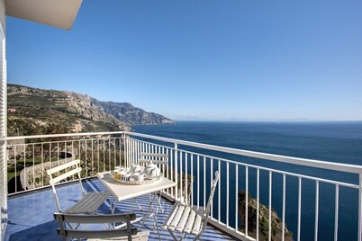 Belvedere delle Sirene by Feeling Italy