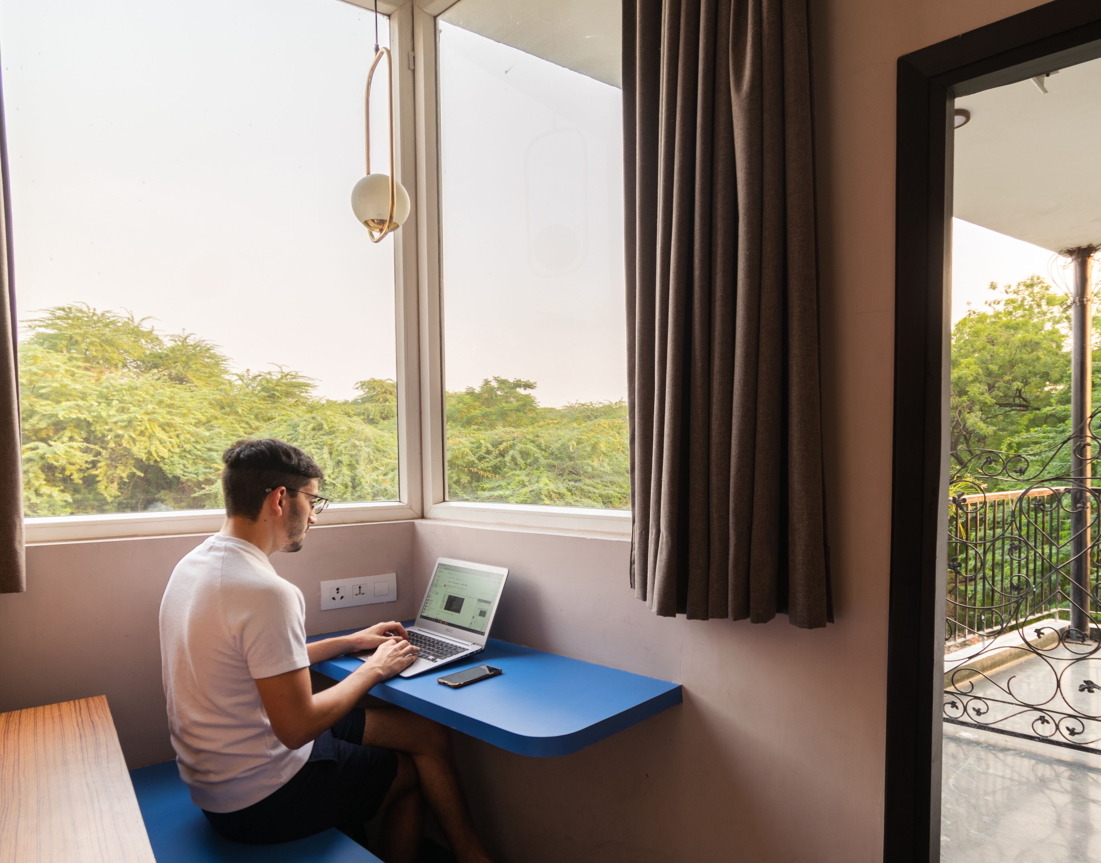 Foto - Minimalist Poshtel & Suites