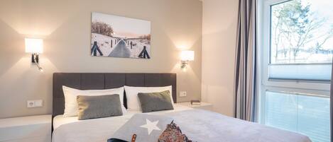 3 habitaciones, escritorio, cuna de viaje y wifi