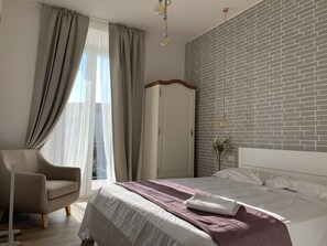 Wifi gratis y ropa de cama 