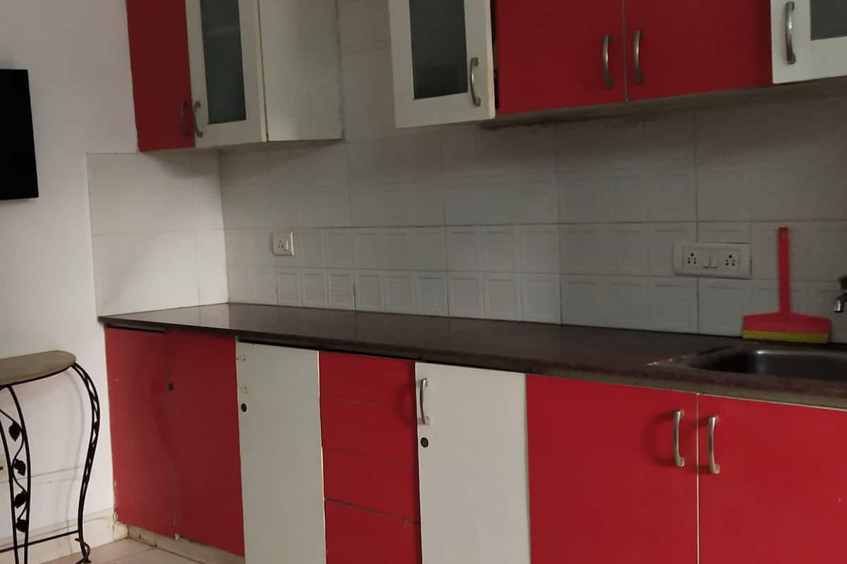 Departamento Deluxe | Cocina privada | Periquera y congelador