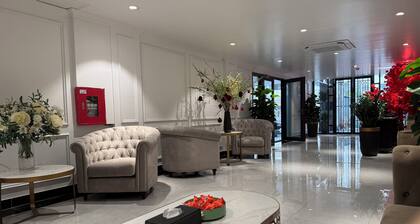 The Nova Hotel & Apartment