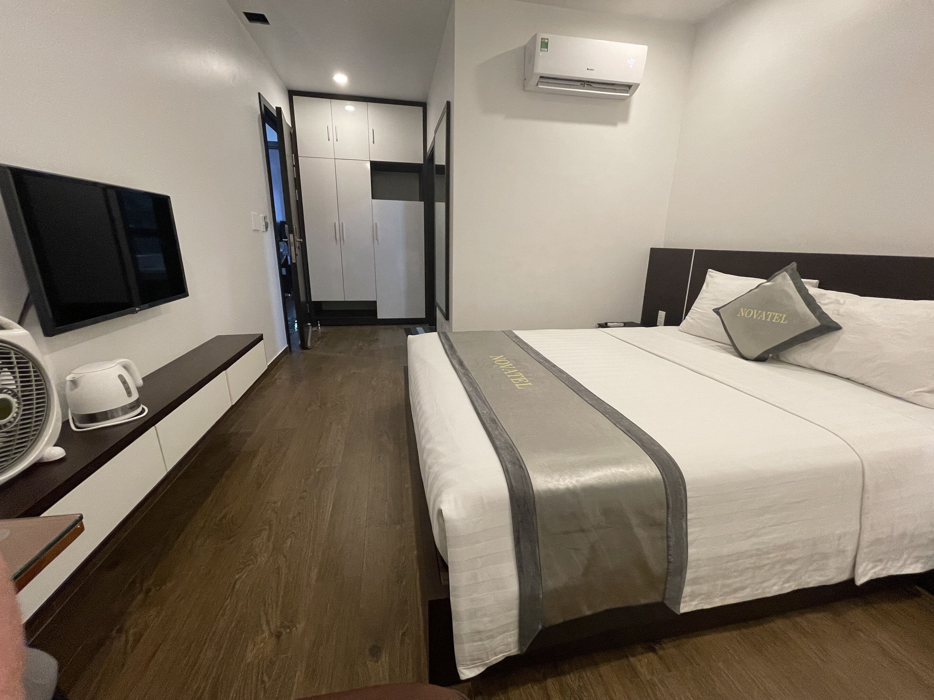 Standard Room | Private kitchen | Fridge, microwave, electric kettle