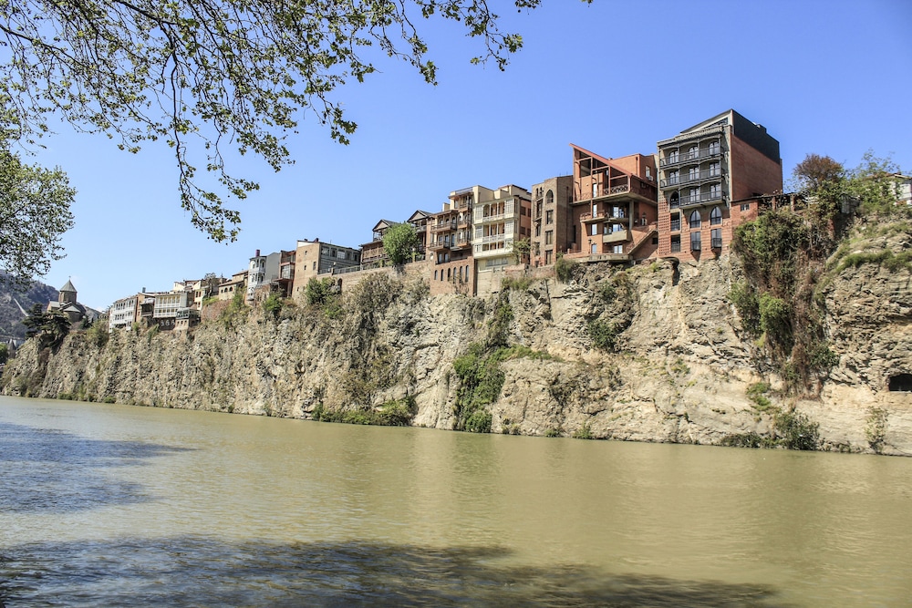 Sandali Metekhi By Old Tbilisi Hospitality by null