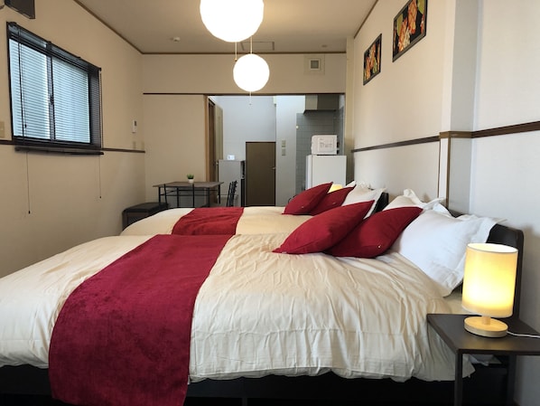Casa (Private Vacation Home) | 2 habitaciones, escritorio, wifi gratis y ropa de cama 