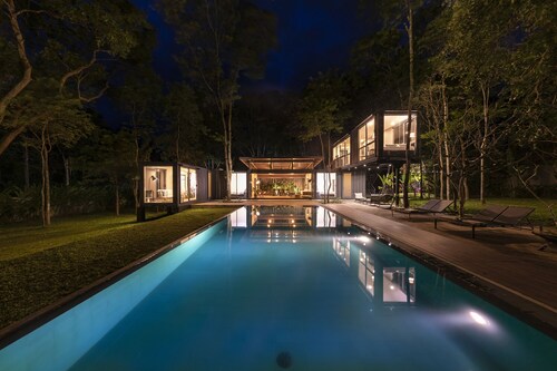 Luxury Container Conversion Villa 