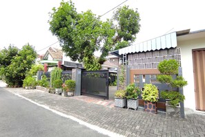 Exterior - Homestay Menspul 27 (Banyuwangi)