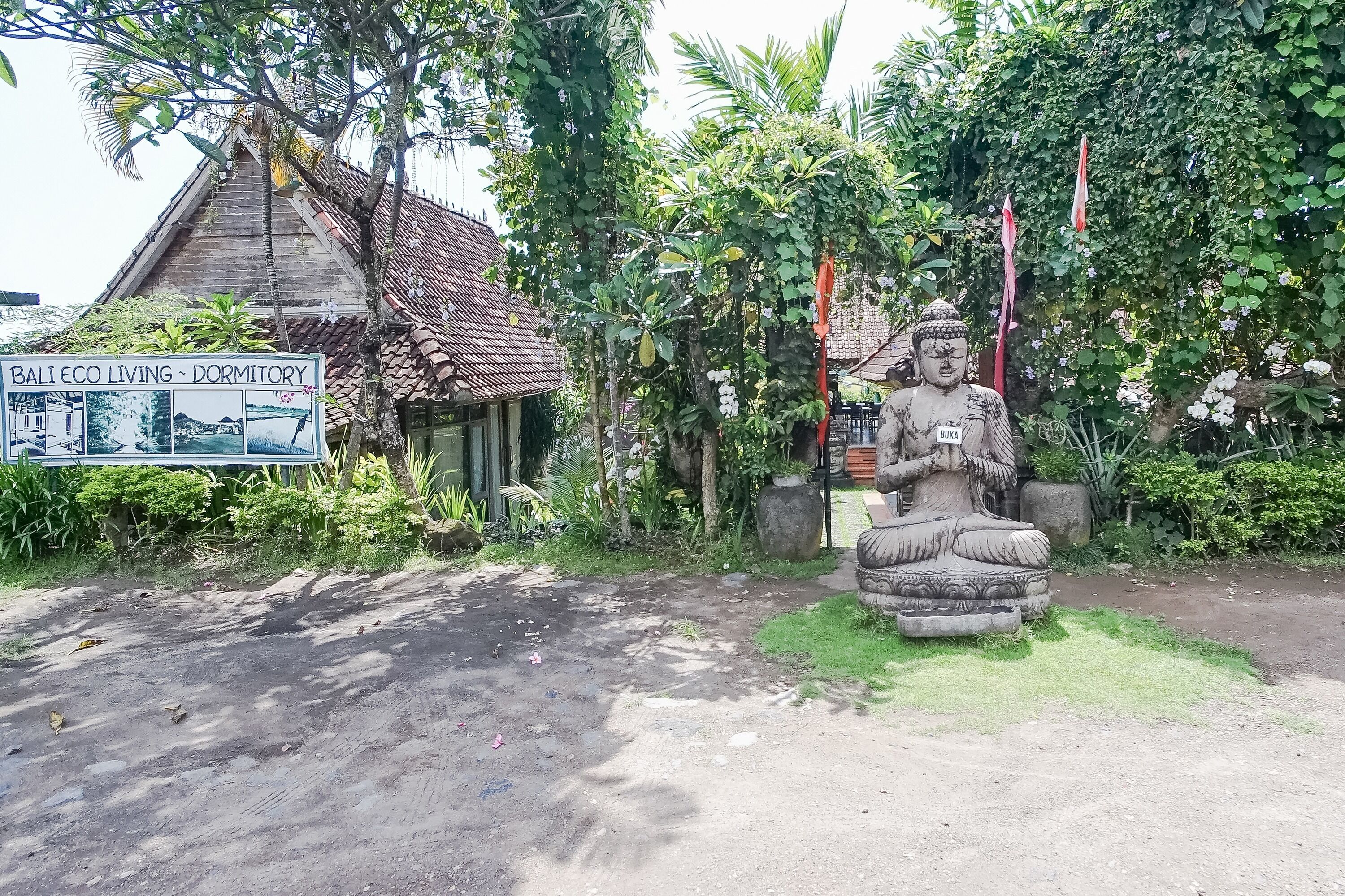 Foto - Bali Eco Living Yoga Healing Meditation and Retreat Center