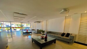 Ảnh chưa phân loại, 3 trong số 45 ảnh, nút