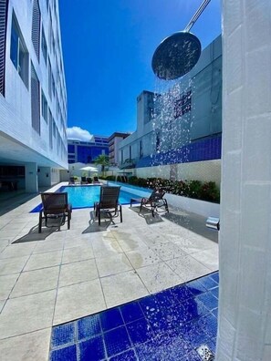 Piscine extérieure