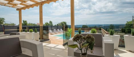 Indoor pool, outdoor pool