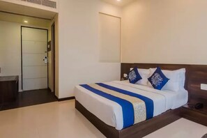 Free WiFi - Hotel Aura (Mumbai)