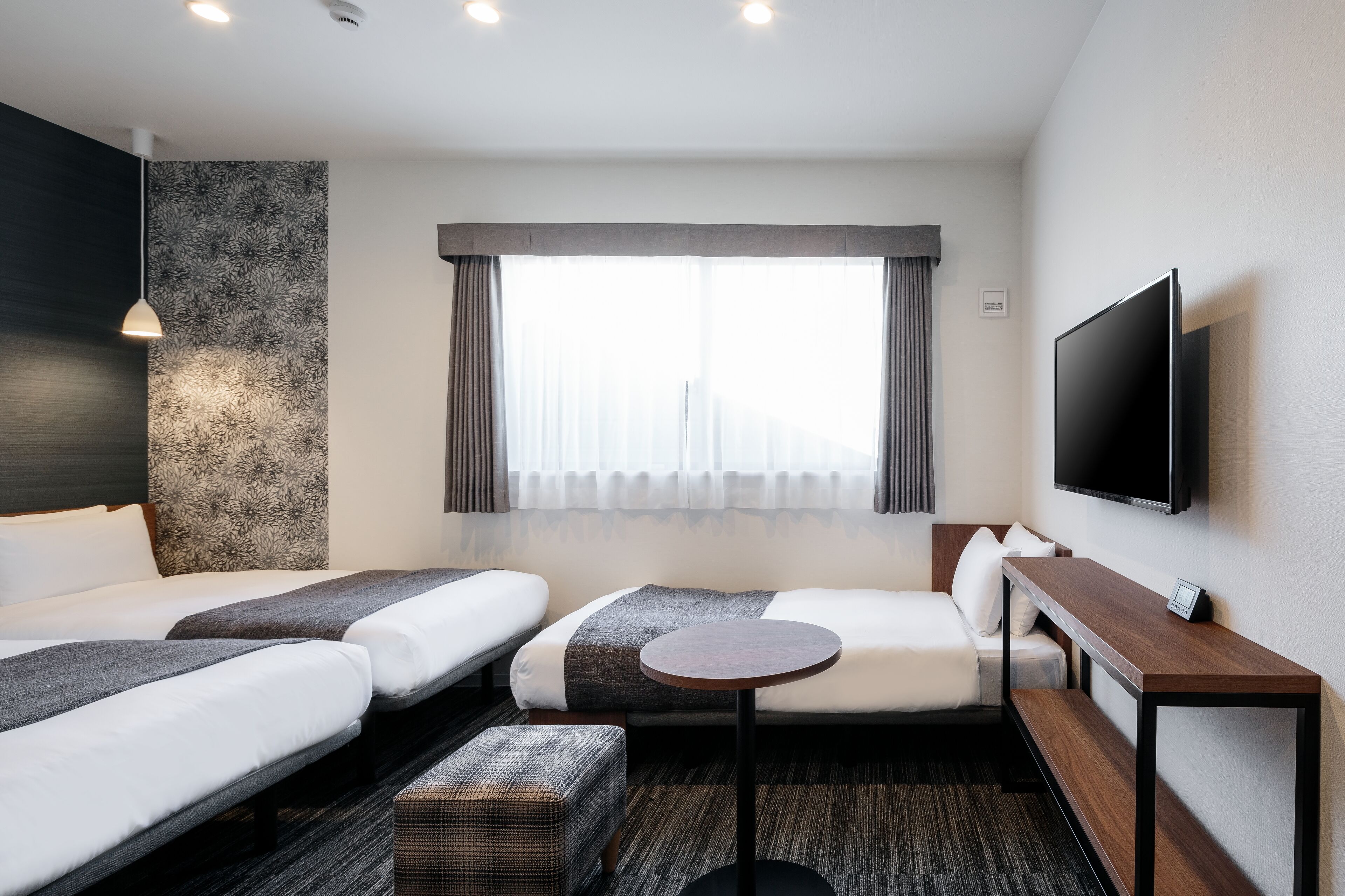 twin room with extra bed | iron/ironing board, free wifi, bed sheets