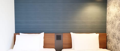 雙床房 (with Sofa bed) | 熨斗/熨衫板、免費 Wi-Fi、床單