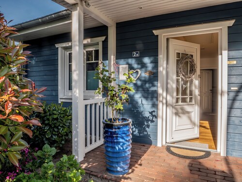 Swedish house for up to 5 people in the climatic health resort of Schwabstedt -