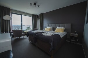 Twin Double Spa inkluderat/Spa included | 办公桌、笔记本电脑工作区、遮光窗帘、免费 WiFi