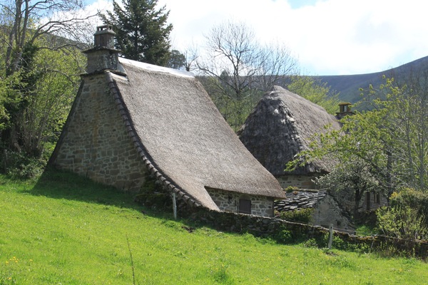 Chaumières à Nierveze