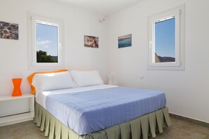 2 chambres, lit parapluie, Wi-Fi, draps fournis