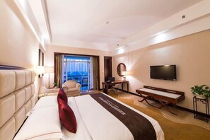 Unclassified image, 2 of 62, button - City Phoenix Hotel, Europe, Country Garden, Chuzhou (Chuzhou)