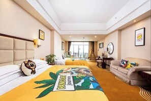 Cots/infant beds - City Phoenix Hotel, Europe, Country Garden, Chuzhou (Chuzhou)
