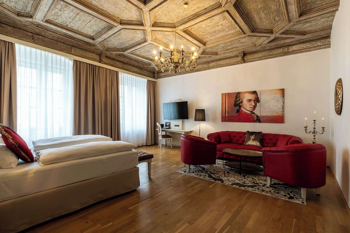 suite | hypo-allergenic bedding, in-room safe, individually decorated