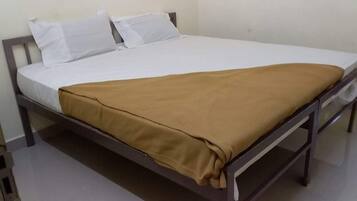 Economy Single Room | Free WiFi