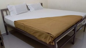 Habitación individual económica | Wifi gratis