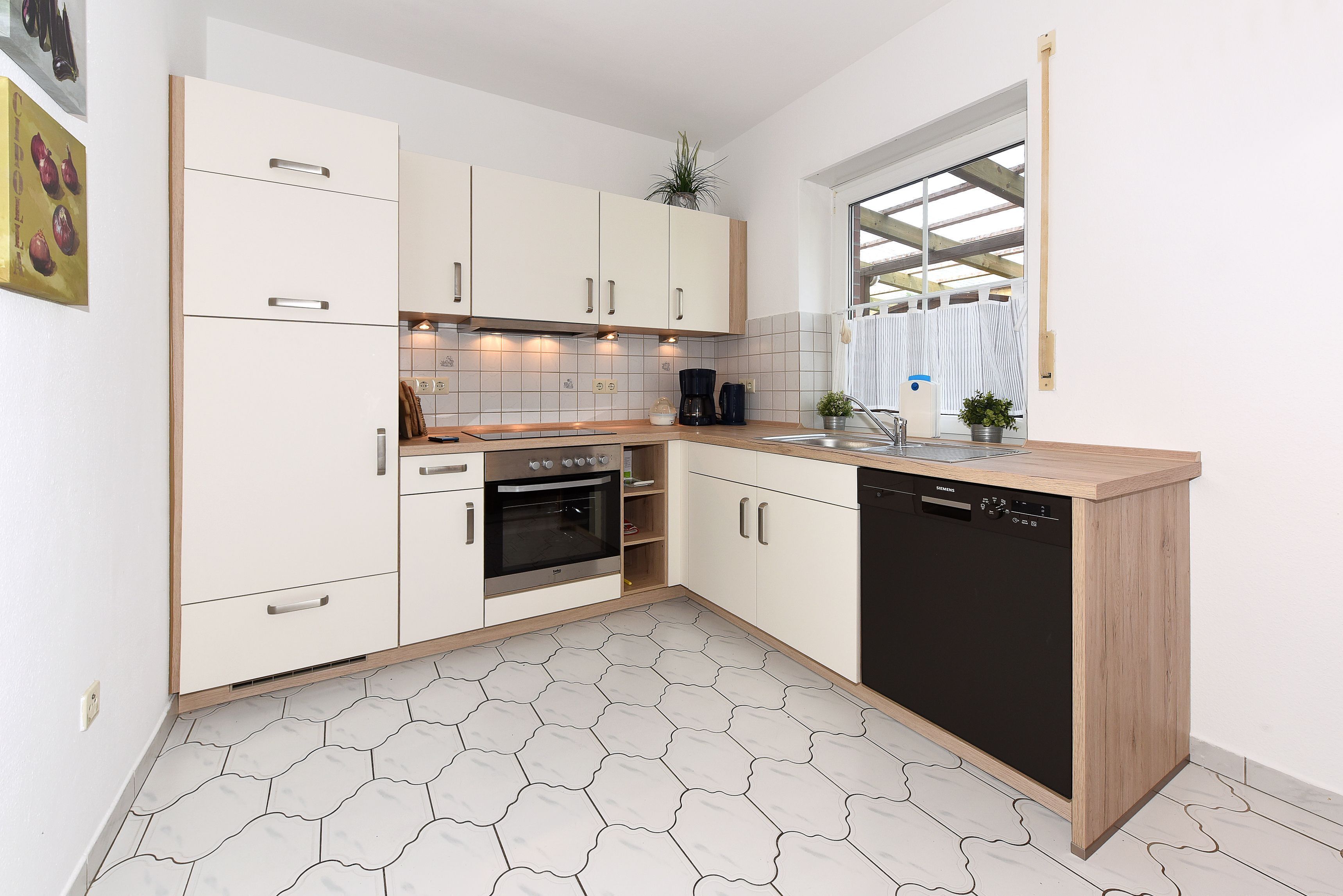 Réfrigérateur, micro-ondes, four, lave-vaisselle