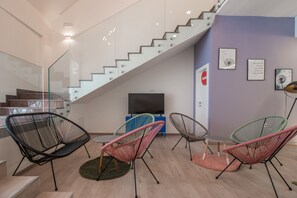 Lobby sitting area - Dandelion boutique hostel (Zadar)