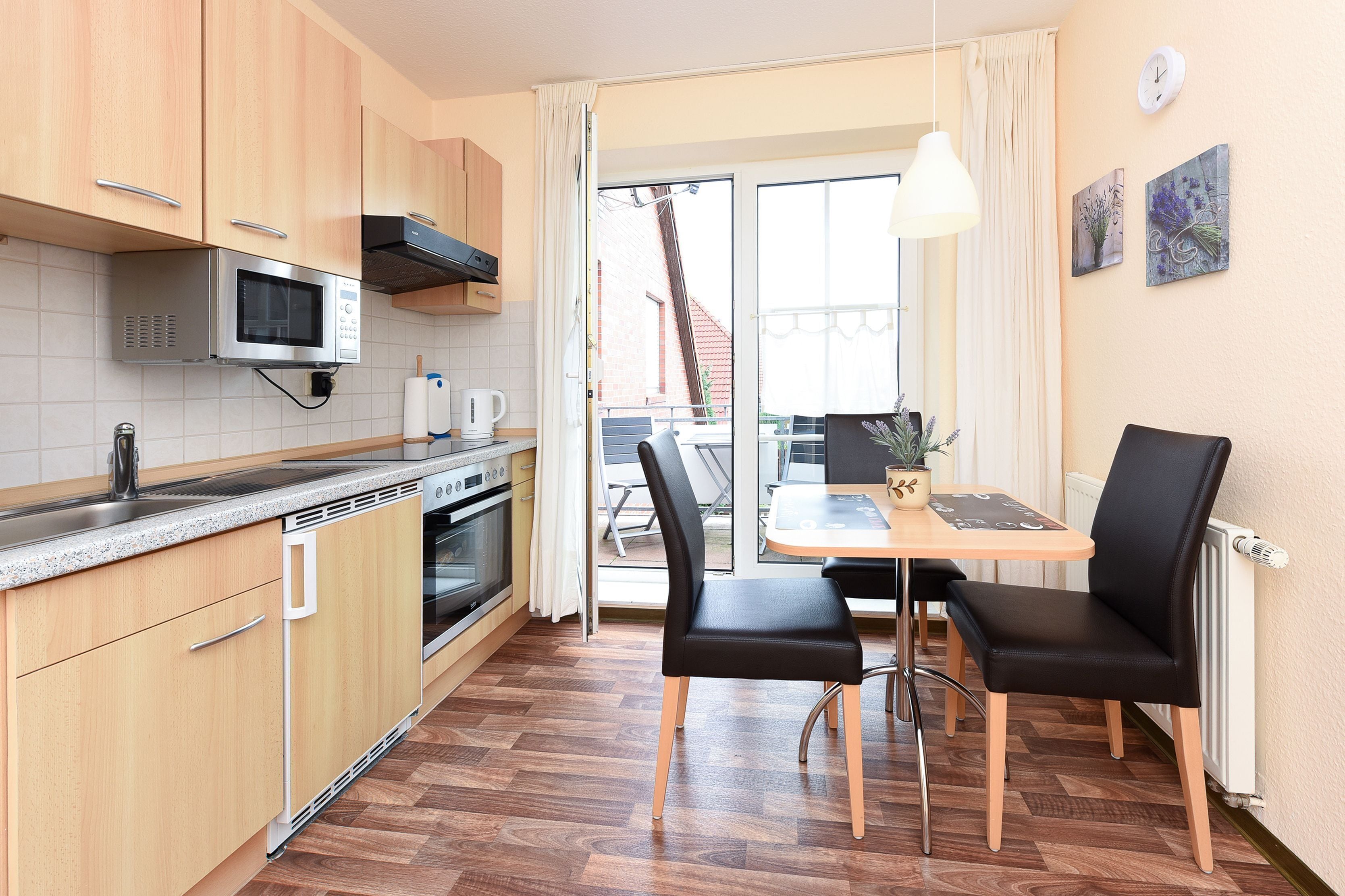Fridge, microwave, oven