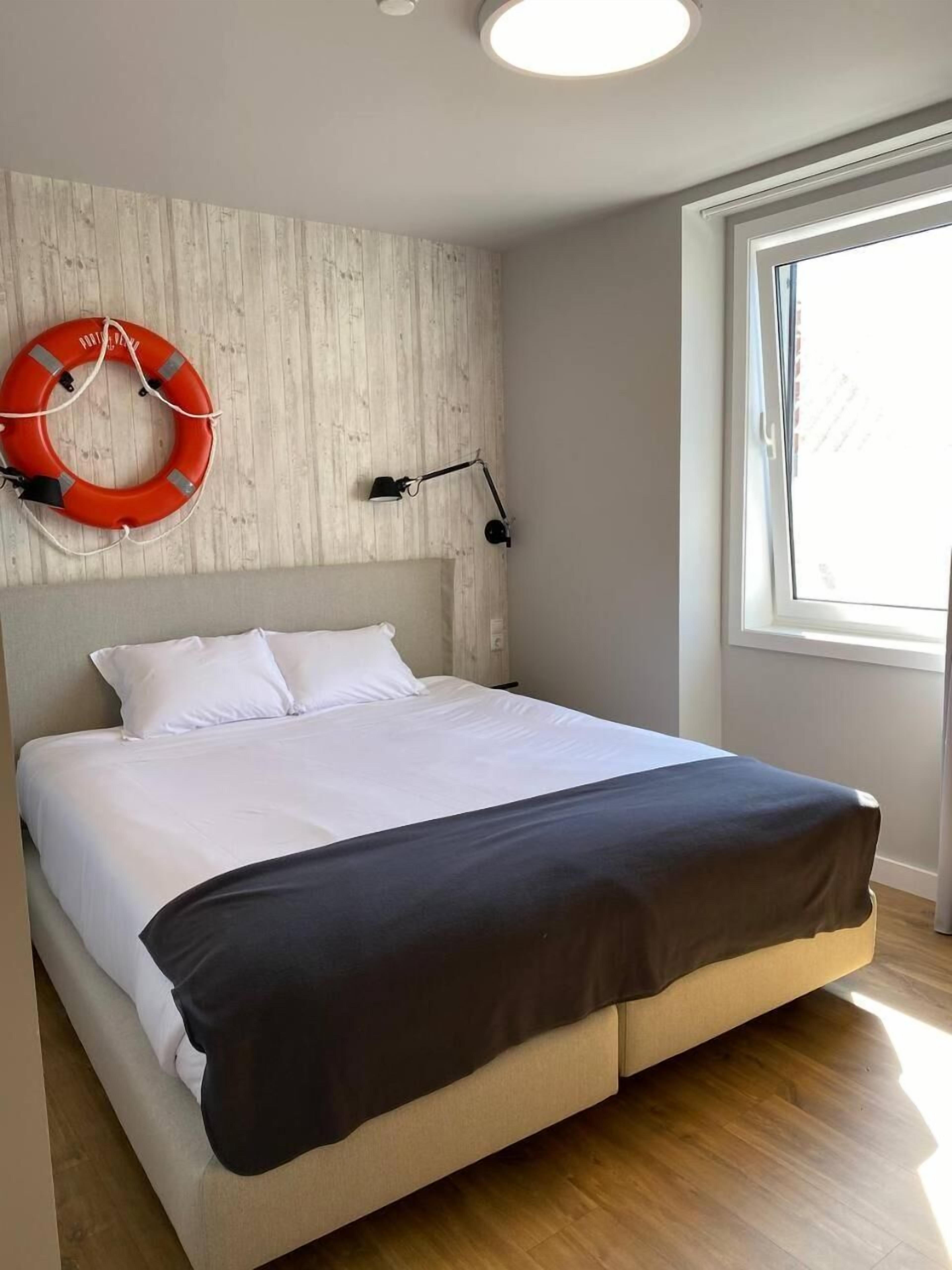 Basic Double or Twin Room | Premium bedding, memory foam beds, desk, laptop workspace