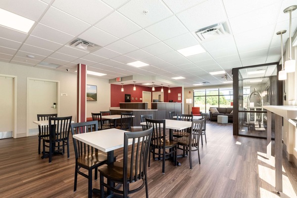 Free continental breakfast