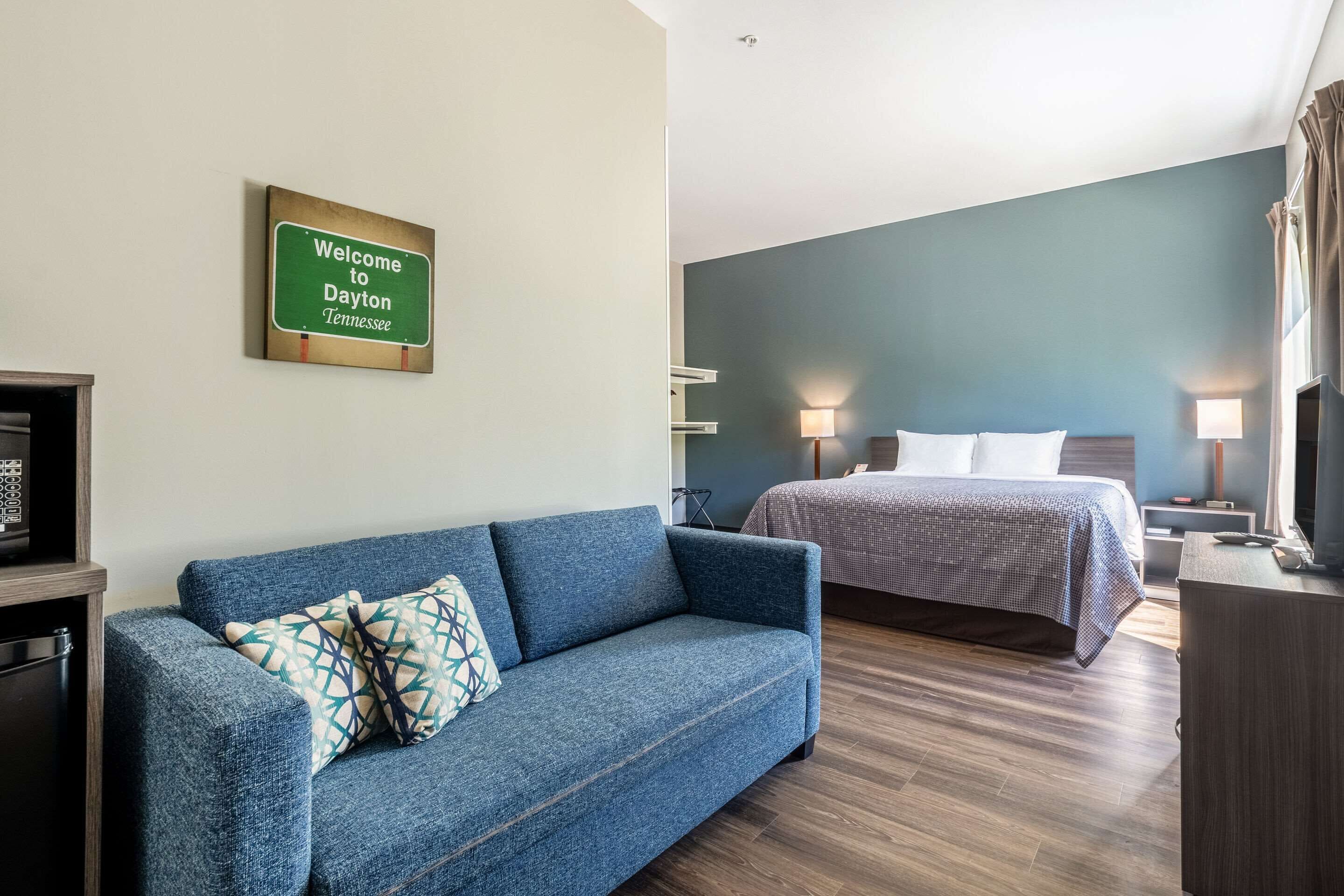 suite, 1 king bed with sofa bed, accessible, non smoking | pillow-top beds, free wifi, bed sheets