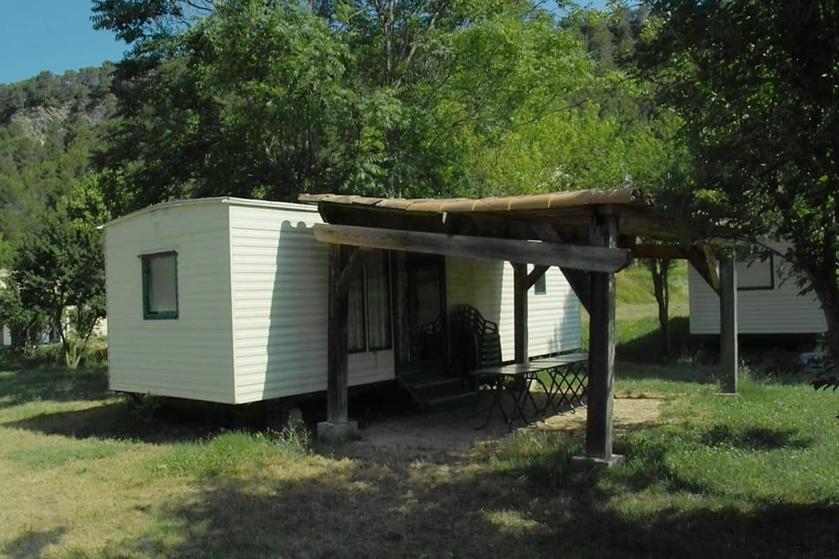 Basic Mobile Home | Individually decorated, individually furnished